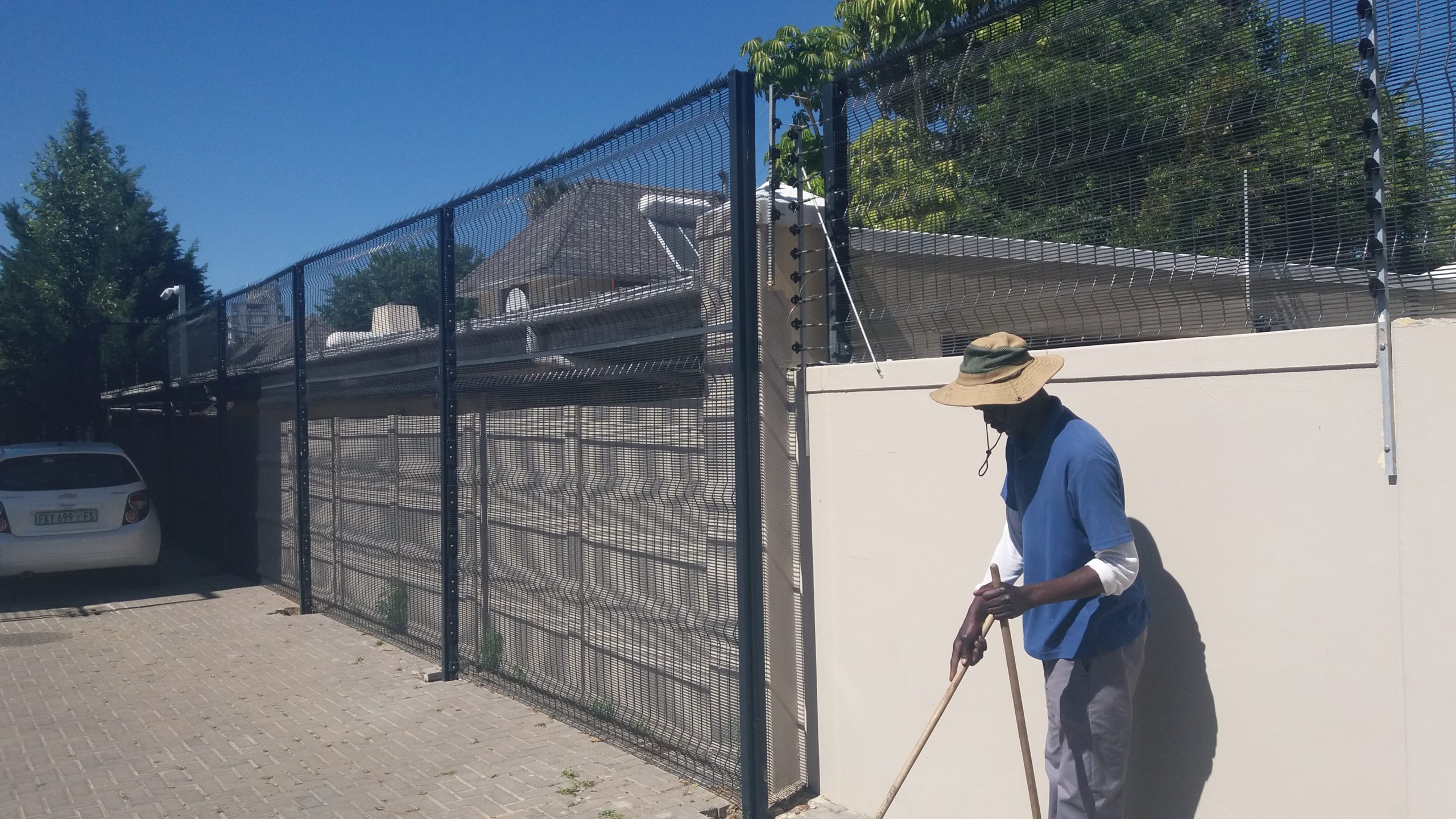 ClearVu The Invisible Fence simonsberg metalworks